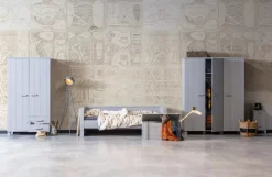 WOOOD Exclusive Dennis Kledingkast 3-deurs Steel Grey -Meubelwinkel x886x886 woood exclusive dennis kledingkast 3 deurs8.jpg.pagespeed.ic .zROOJFPheP